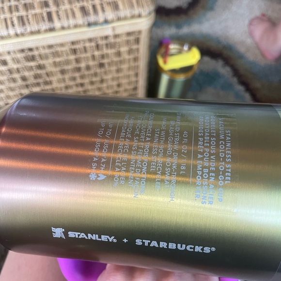 Never used new with tags Stanley Starbucks 40oz - Picture 6 of 8